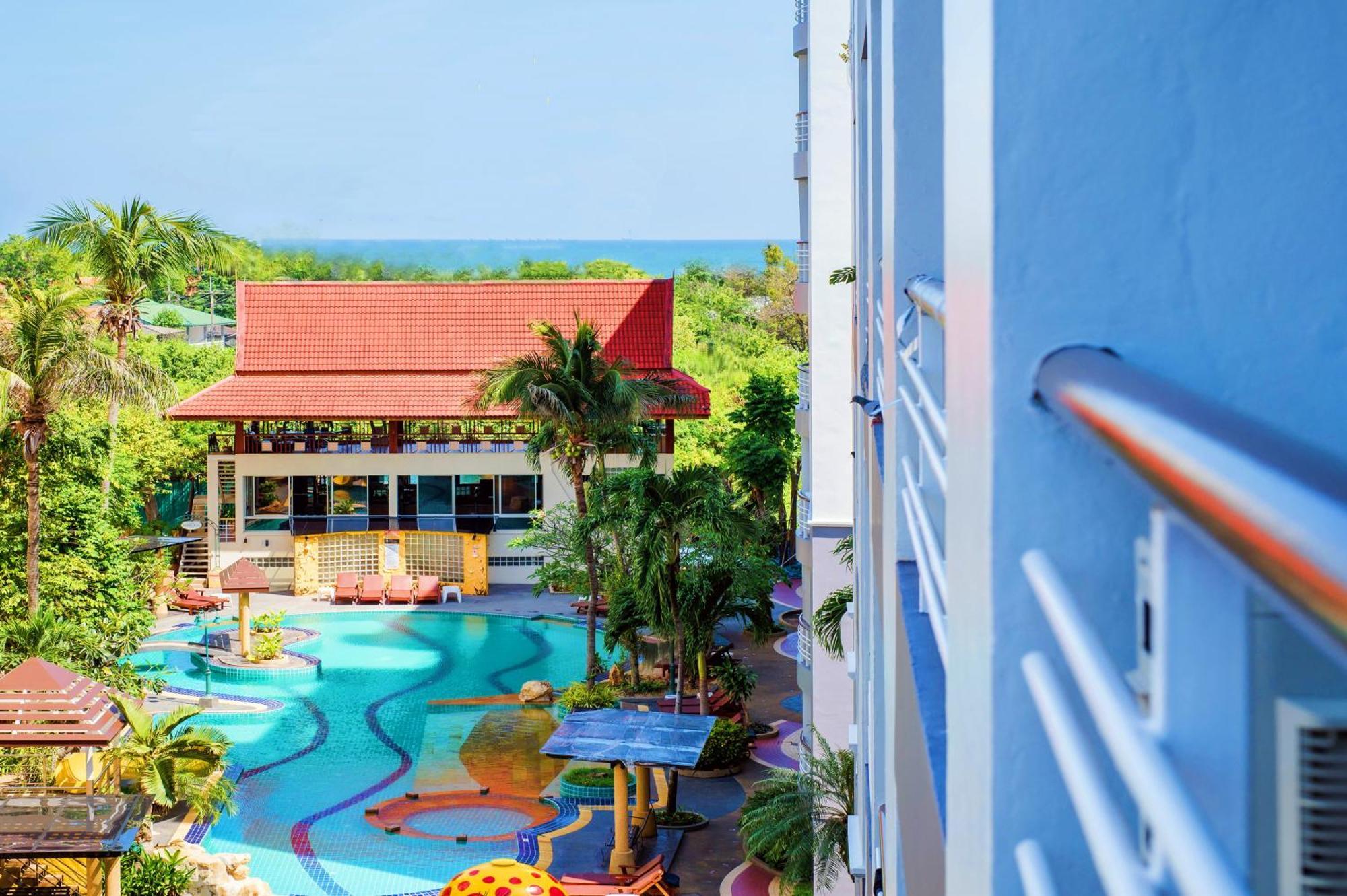 First Hua Hin - Happy Rent Lägenhet Exteriör bild