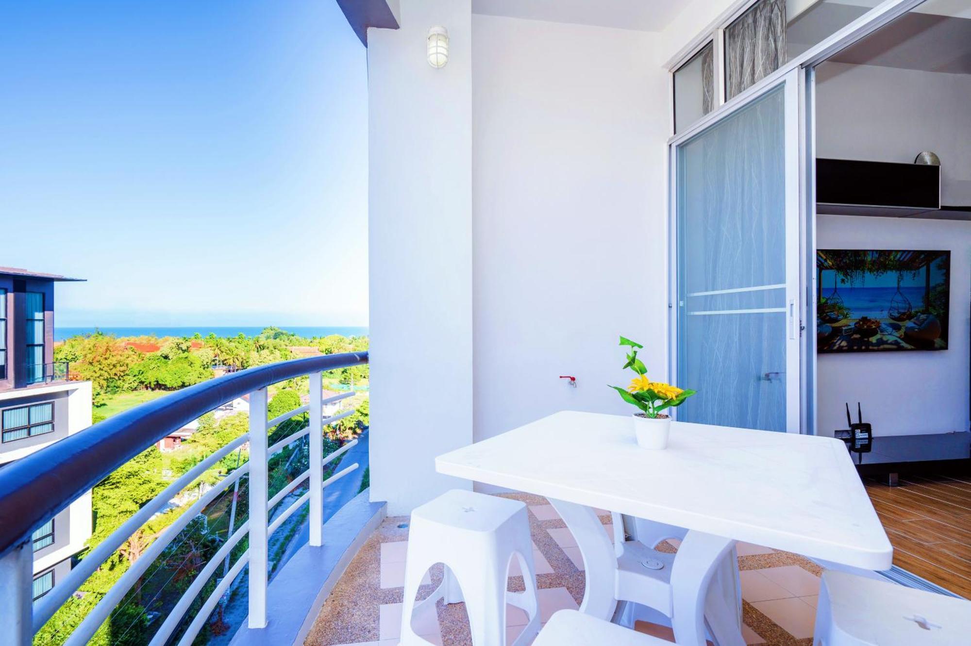 First Hua Hin - Happy Rent Lägenhet Exteriör bild